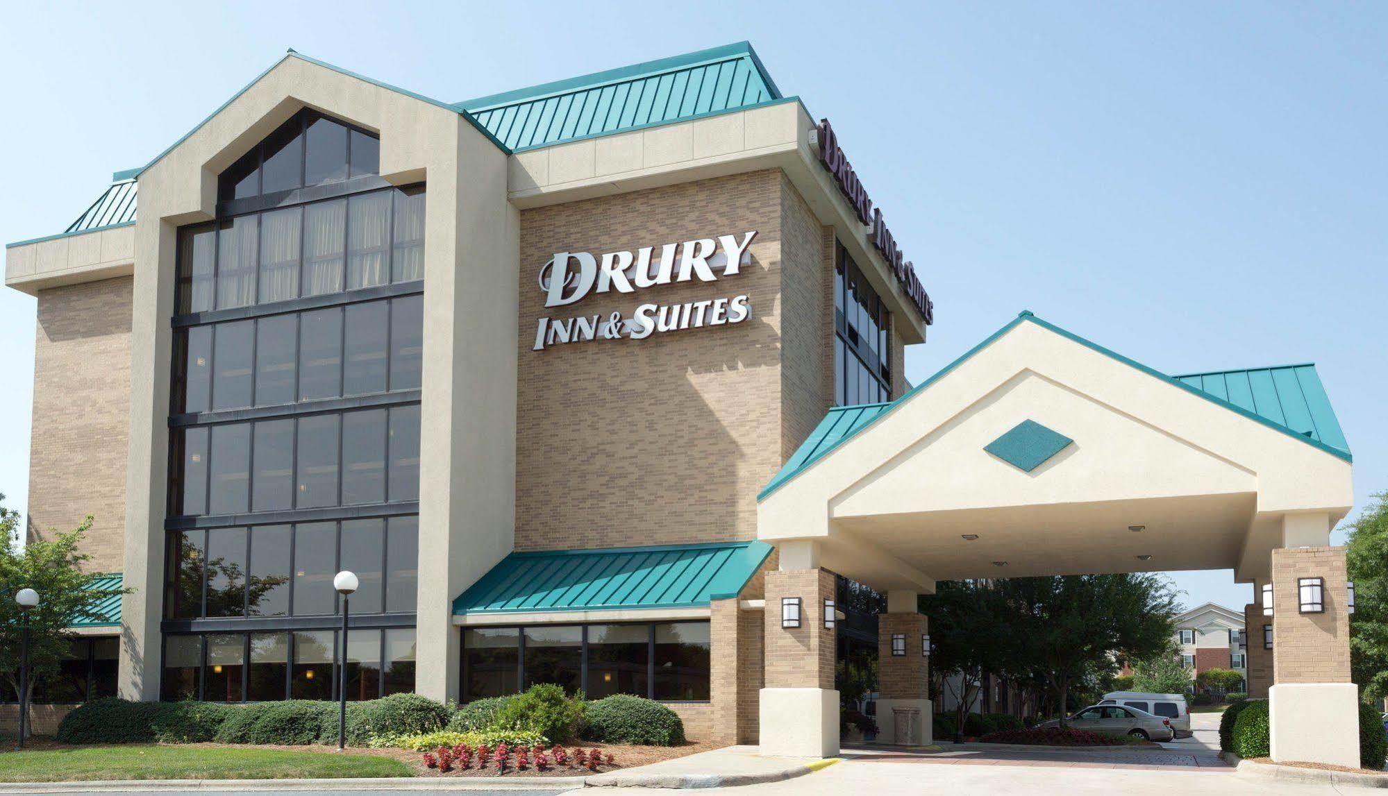 Drury Inn & Suites Charlotte University Place Bagian luar foto